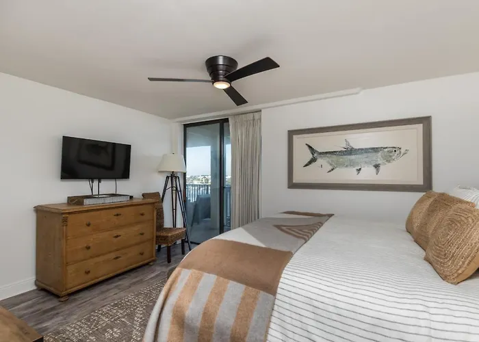 Ole River Hideway, Orange Beach, Updated 2 Bedroom Waterfront Condo, Wind Drift
